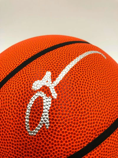 ALLEN IVERSON Basketball Showcase (Philadelphia 76ers) Signierter Basketball, Wilson Authentic – Bild 2