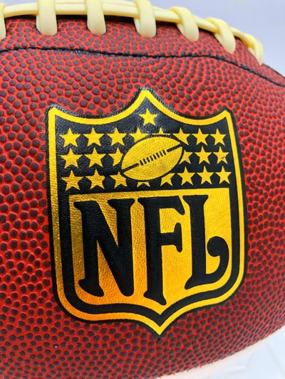 BEN ROETHLISBERGER Football Showcase (Pittsburgh Steelers) Signierter Football, The Duke Football – Bild 9