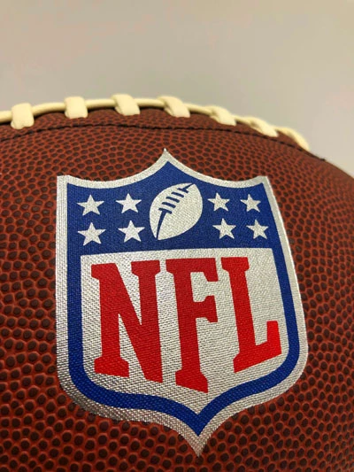 DEION SANDERS Football Showcase (Dallas Cowboys) Signierter Football, The Duke Football – Bild 12