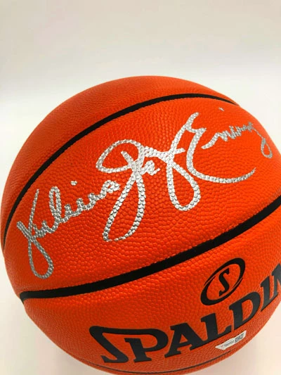 JULIUS “DR. J“ ERVING Basketball Showcase (Philadelphia 76ers),Game Ball Series – Bild 2