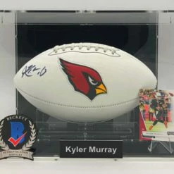 KYLER MURRAY Football Showcase (Arizona Cardinals) Signierter Football, Cardinals Logo Football