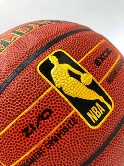 MAGIC JOHNSON Basketball Showcase (Los Angeles Lakers) Signierter Basketball ZI/O Excel – Bild 9