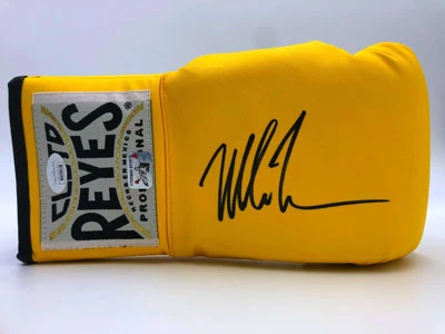 MIKE TYSON Boxing Showcase, Boxhandschuh (Cleto Reyes) Yellow Glove – Bild 8