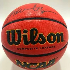 HAKEEM OLAJUWON (Houston Rockets) Signierter Basketball, NCAA Basketball