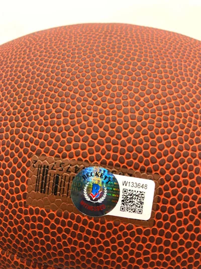 STEFON DIGGS Football Showcase (Buffalo Bills) Signierter Football, NFL Grip Cover – Bild 3