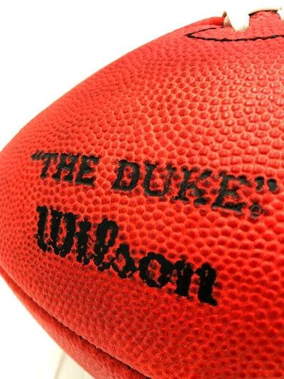 STEVE YOUNG Football Showcase (San Francisco 49ers) Signierter Football, The Duke Football – Bild 11