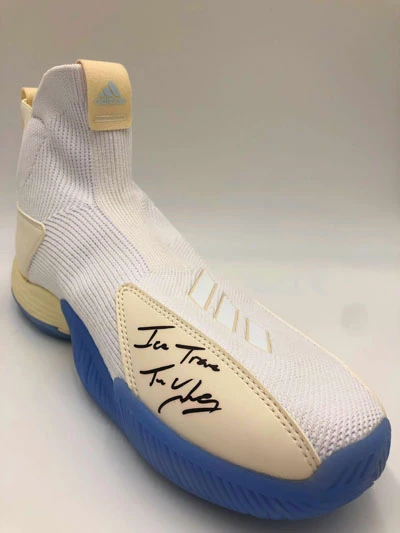 TRAE YOUNG Basketball Showcase (Atlanta Hawks) Signierter Basketball-Schuh, Adidas LightStrike L – Bild 8