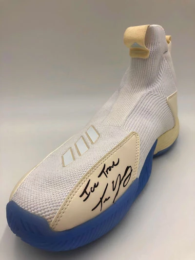 TRAE YOUNG Basketball Showcase (Atlanta Hawks) Signierter Basketball-Schuh, Adidas LightStrike R – Bild 8